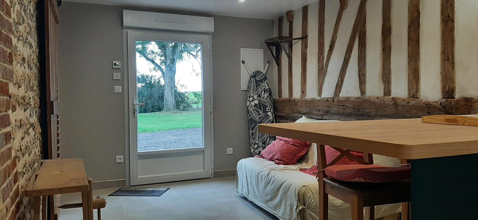 Le Thuit - F2 Plain Pied Tout Equipe A La Ferme Charleval  Экстерьер фото